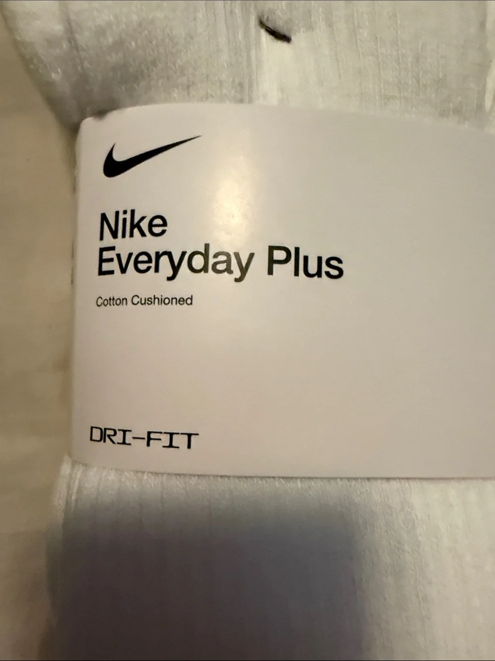 Nike Everyday Plus White Athletic Cushioned Socks 6 pack (Unisex)